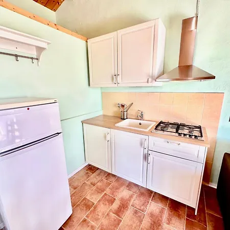 Holiday home The Mimosa On The Hills Of With Swimming Pool And Air Con *
