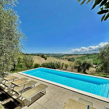 The Mimosa In Historic With Pool And Air Cond In * Senigallia
